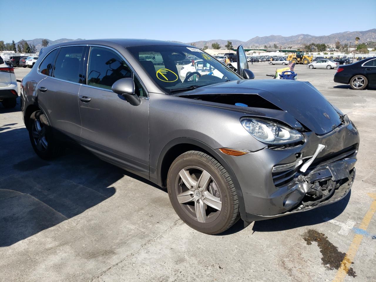 PORSCHE CAYENNE 2011 with VIN WP1AA2A21BLA00179 - Photo from auction