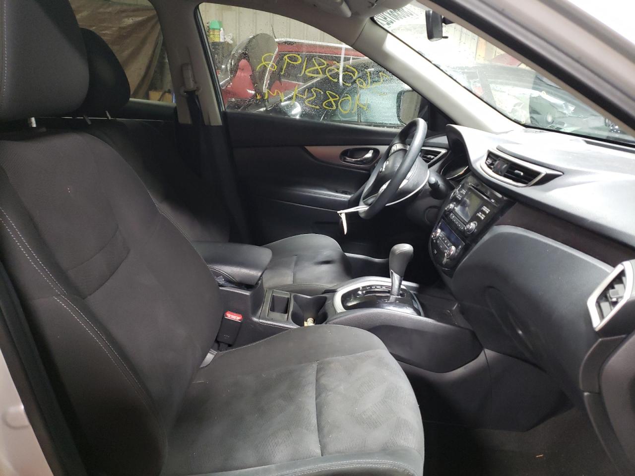 Photo 5 from auction – 2016 NISSAN ROGUE S with VIN KNMAT2MTXGP682429
