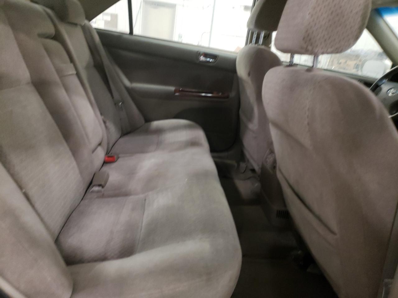 Photo 6 from auction – 2003 TOYOTA CAMRY LE with VIN 4T1BE32K83U718852