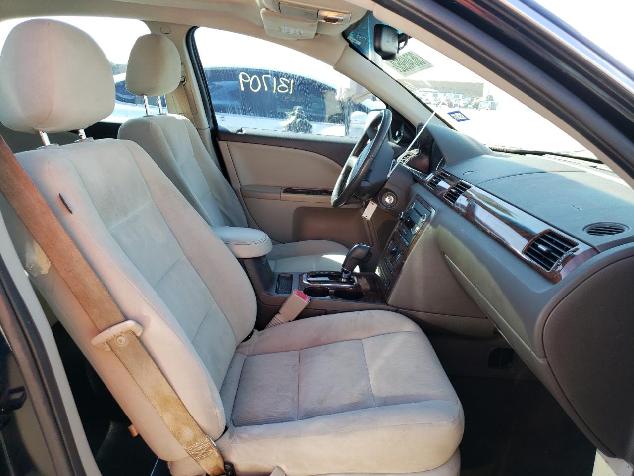 Photo 5 from auction – 2009 FORD TAURUS SE with VIN 1FAHP23W79G109365