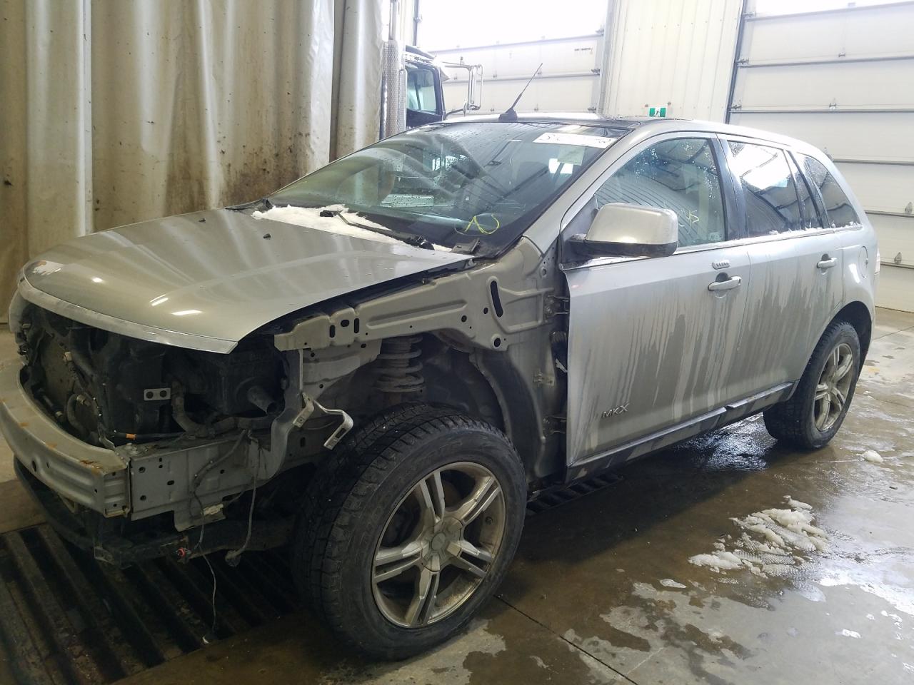 Photo 2 from auction – 2007 LINCOLN MKX with VIN 2LMDU88CX7BJ28256