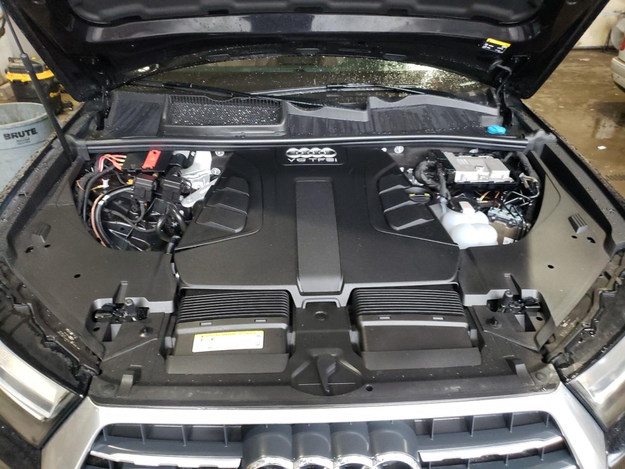 Photo 7 from auction – 2018 AUDI Q7 PRESTIG with VIN WA1VAAF77JD052274