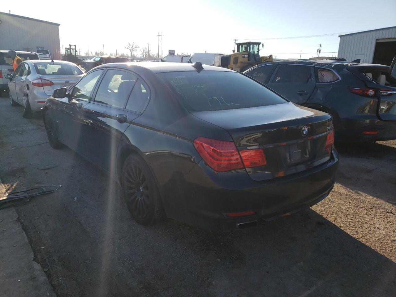 Photo 3 from auction – 2011 BMW 740 LI with VIN WBAKB4C53BC574110