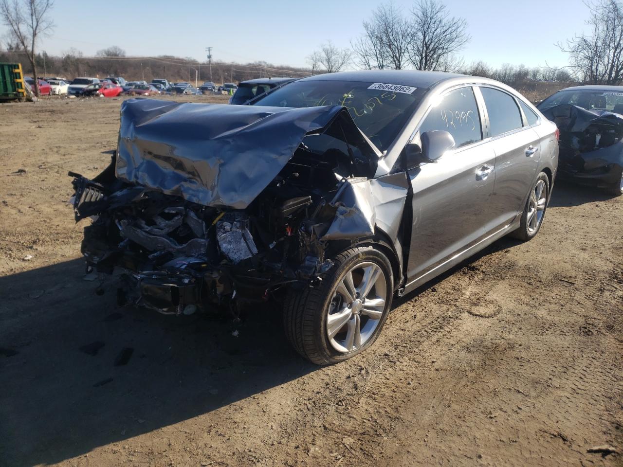Photo 2 from auction – 2019 HYUNDAI SONATA LIM with VIN 5NPE34AF4KH734606