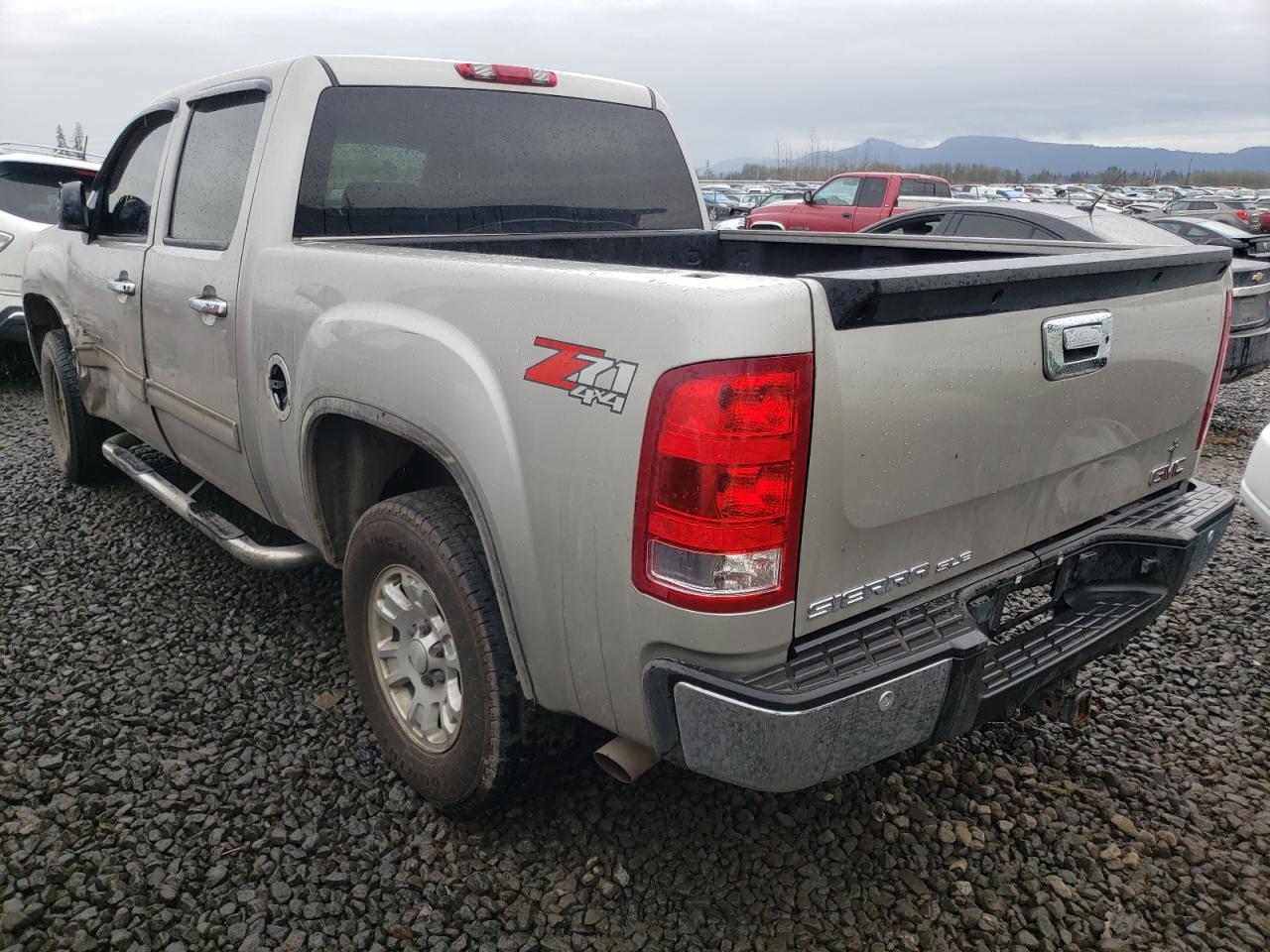 Photo 3 from auction – 2007 GMC NEW SIERRA with VIN 3GTEK13M07G523335