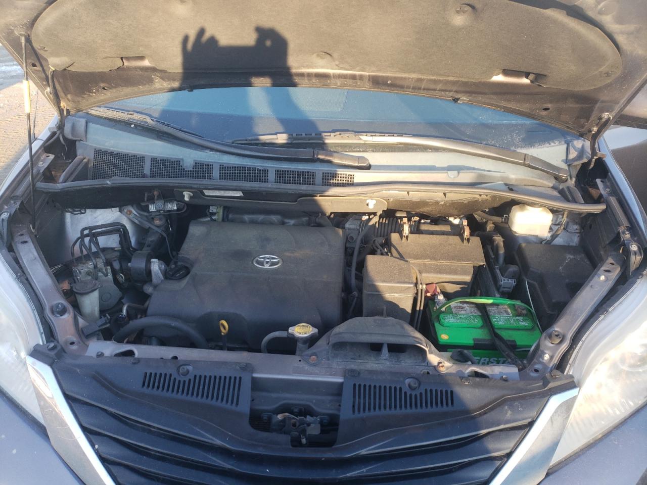 Photo 7 from auction – 2012 TOYOTA SIENNA LE with VIN 5TDJK3DC3CS045441