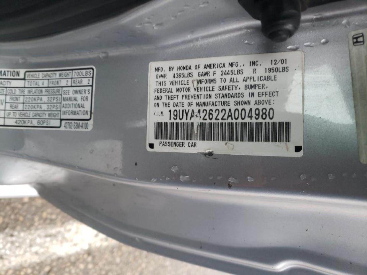 Photo 10 from auction – 2002 ACURA 3.2CL TYPE with VIN 19UYA42622A004980