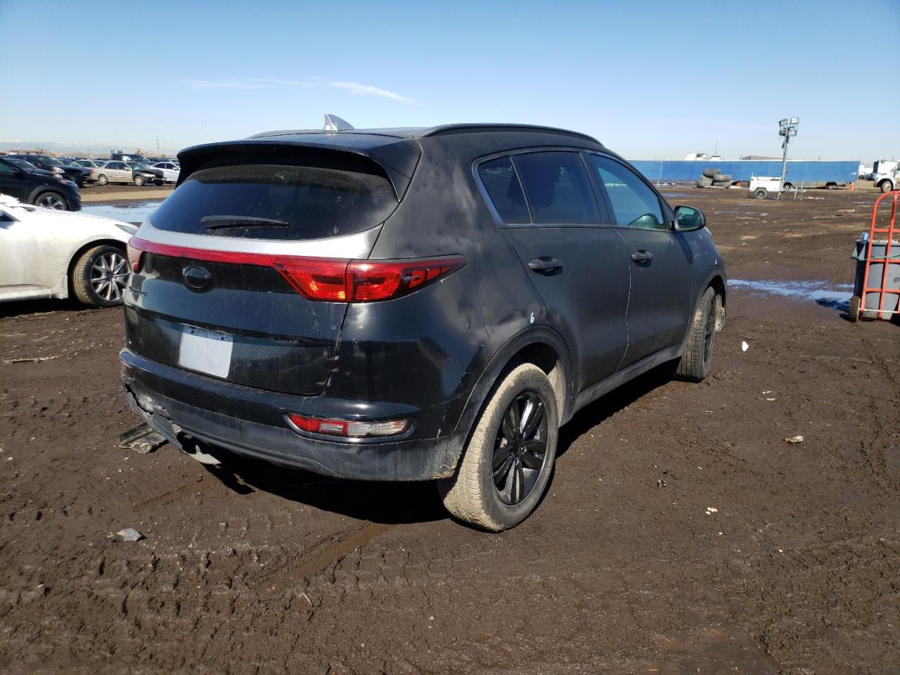 Photo 4 from auction – 2017 KIA SPORTAGE L with VIN KNDPMCAC2H7273151