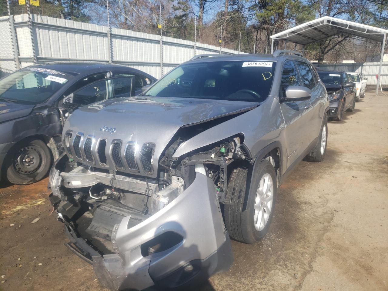 Photo 2 from auction – 2015 JEEP CHEROKEE L with VIN 1C4PJLCB8FW632745