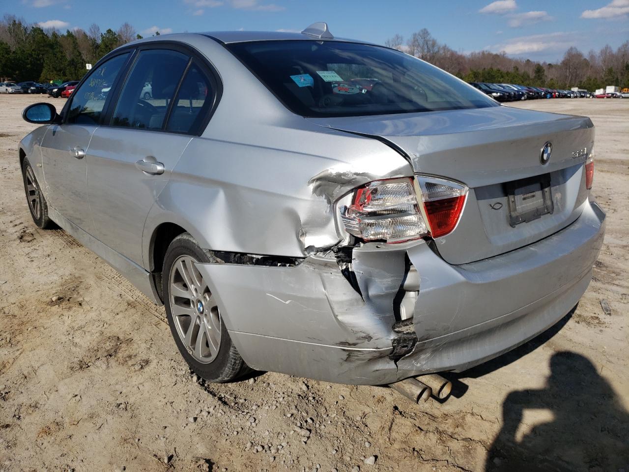Photo 3 from auction – 2007 BMW 328 I with VIN WBAVA33527PV63772