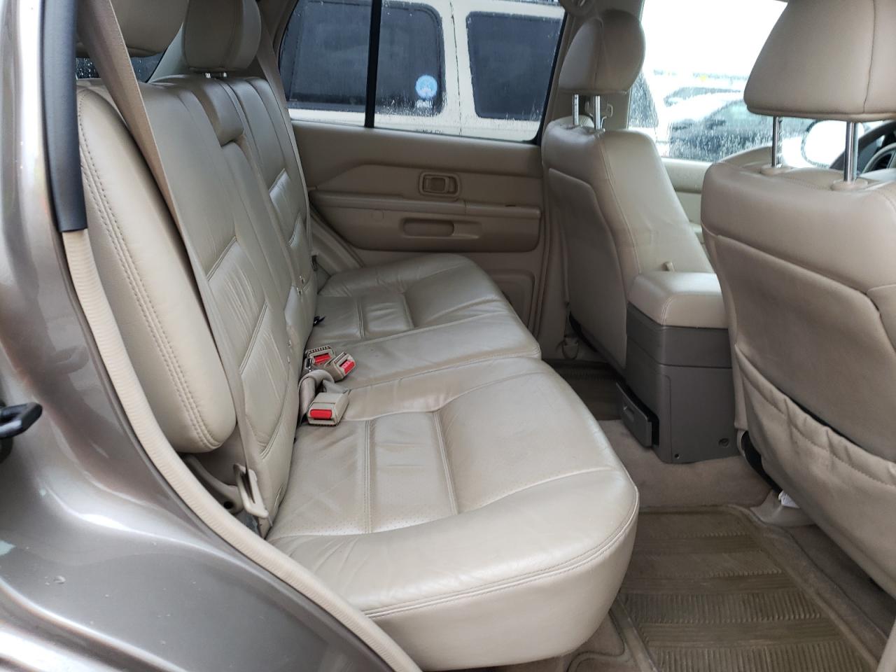 Photo 6 from auction – 2001 NISSAN PATHFINDER with VIN JN8DR07Y81W526561