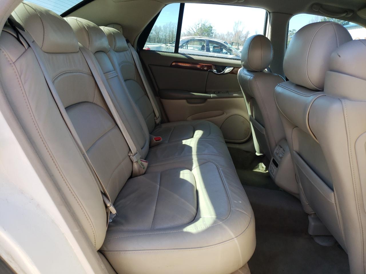 Photo 6 from auction – 2005 CADILLAC DEVILLE with VIN 1G6KD54Y45U131140