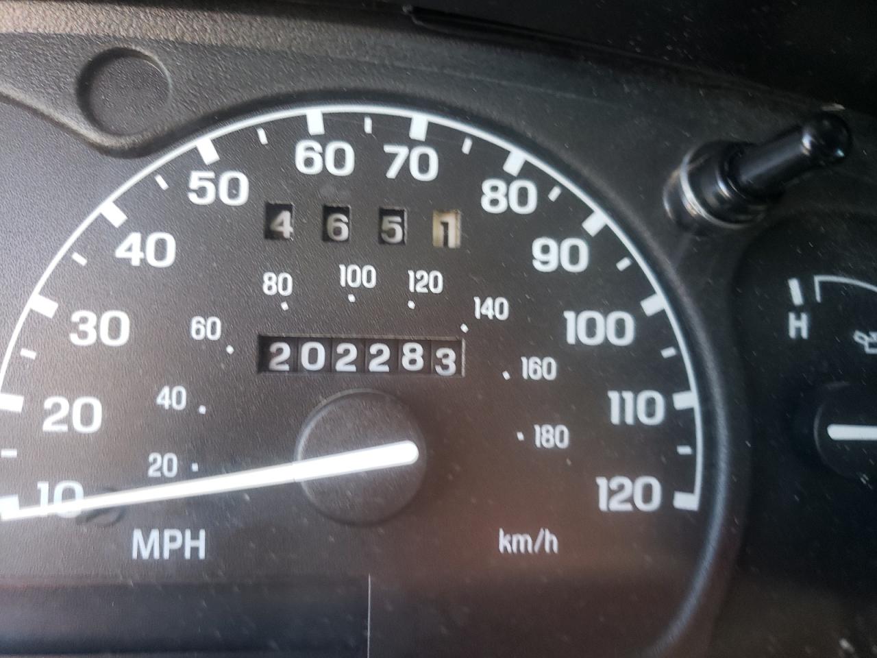 Photo 8 from auction – 2001 FORD RANGER with VIN 1FTYR10UX1PA77887