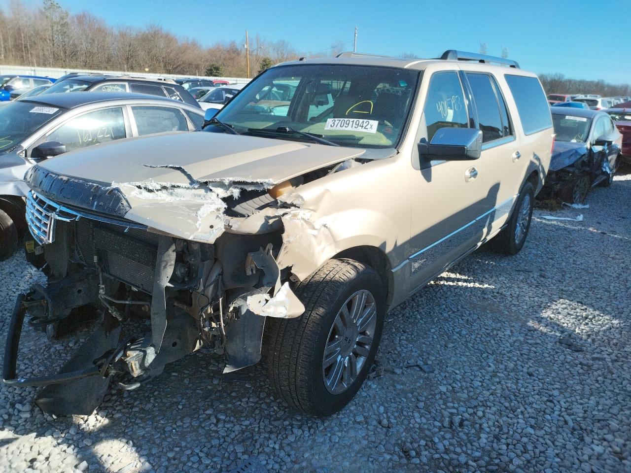 Photo 2 from auction – 2008 LINCOLN NAVIGATOR with VIN 5LMFL28508LJ00471