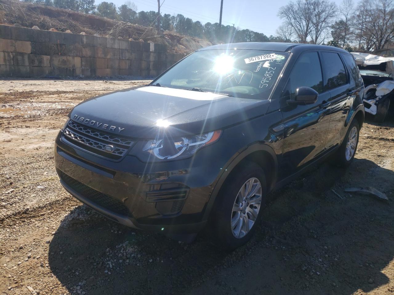 Photo 2 from auction – 2016 LAND ROVER DISCOVERY with VIN SALCP2BG5GH595852