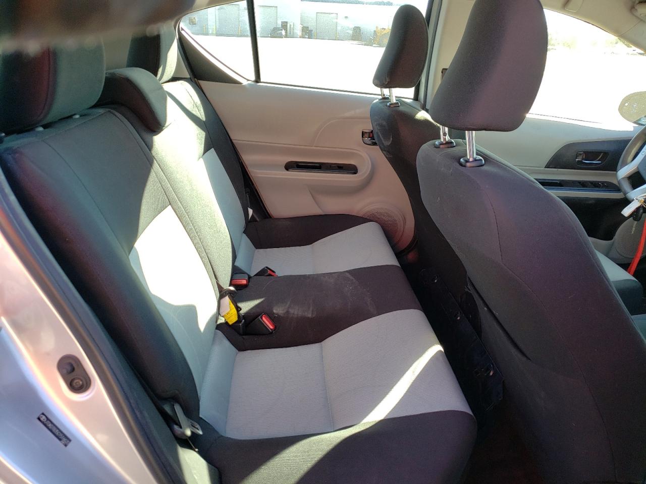 Photo 6 from auction – 2012 TOYOTA PRIUS C with VIN JTDKDTB35C1516620