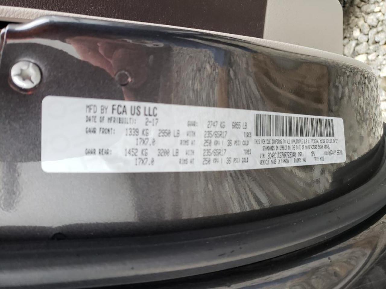 Photo 10 from auction – 2017 CHRYSLER PACIFICA L with VIN 2C4RC1CG7HR722340