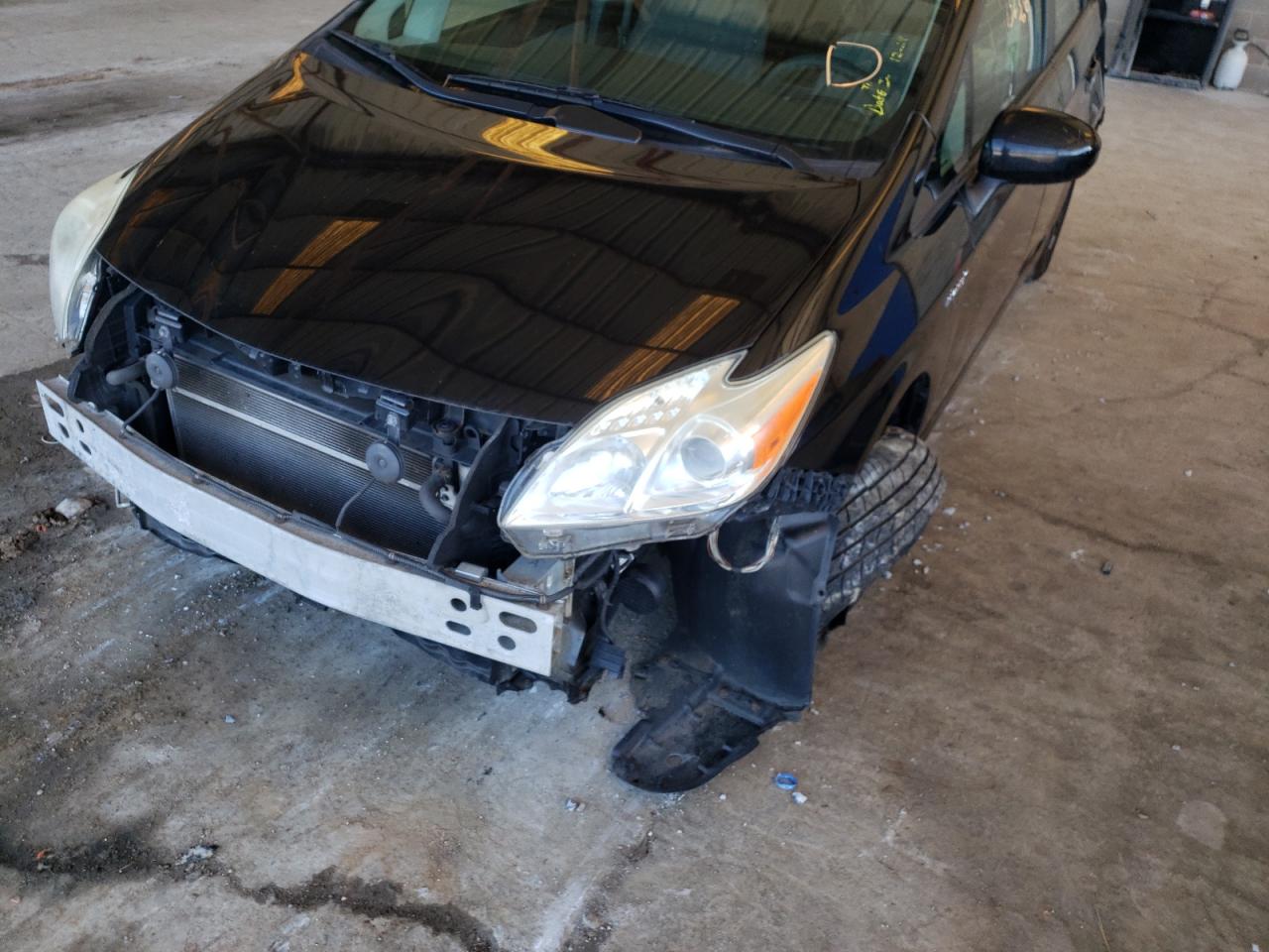 Photo 9 from auction – 2013 TOYOTA PRIUS with VIN JTDKN3DU9D0353478