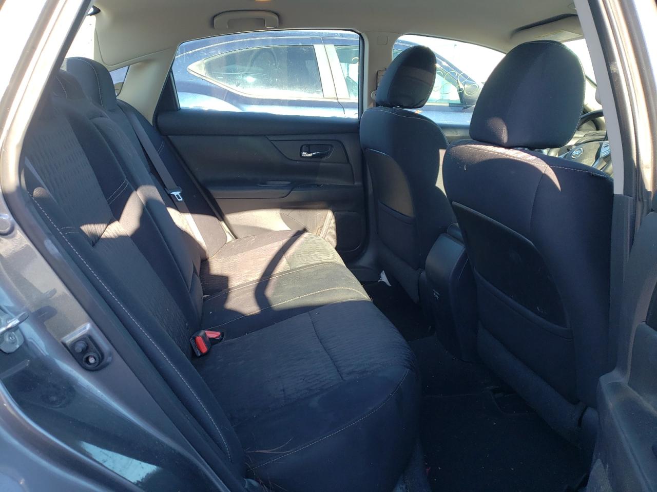 Photo 6 from auction – 2017 NISSAN ALTIMA 2.5 with VIN 1N4AL3AP8HC479647