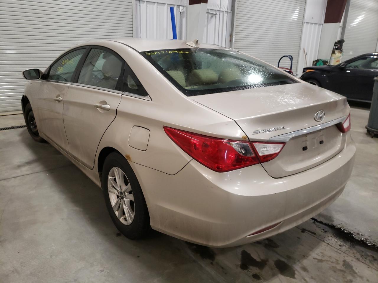 Photo 3 from auction – 2011 HYUNDAI SONATA GLS with VIN 5NPEB4AC0BH020447