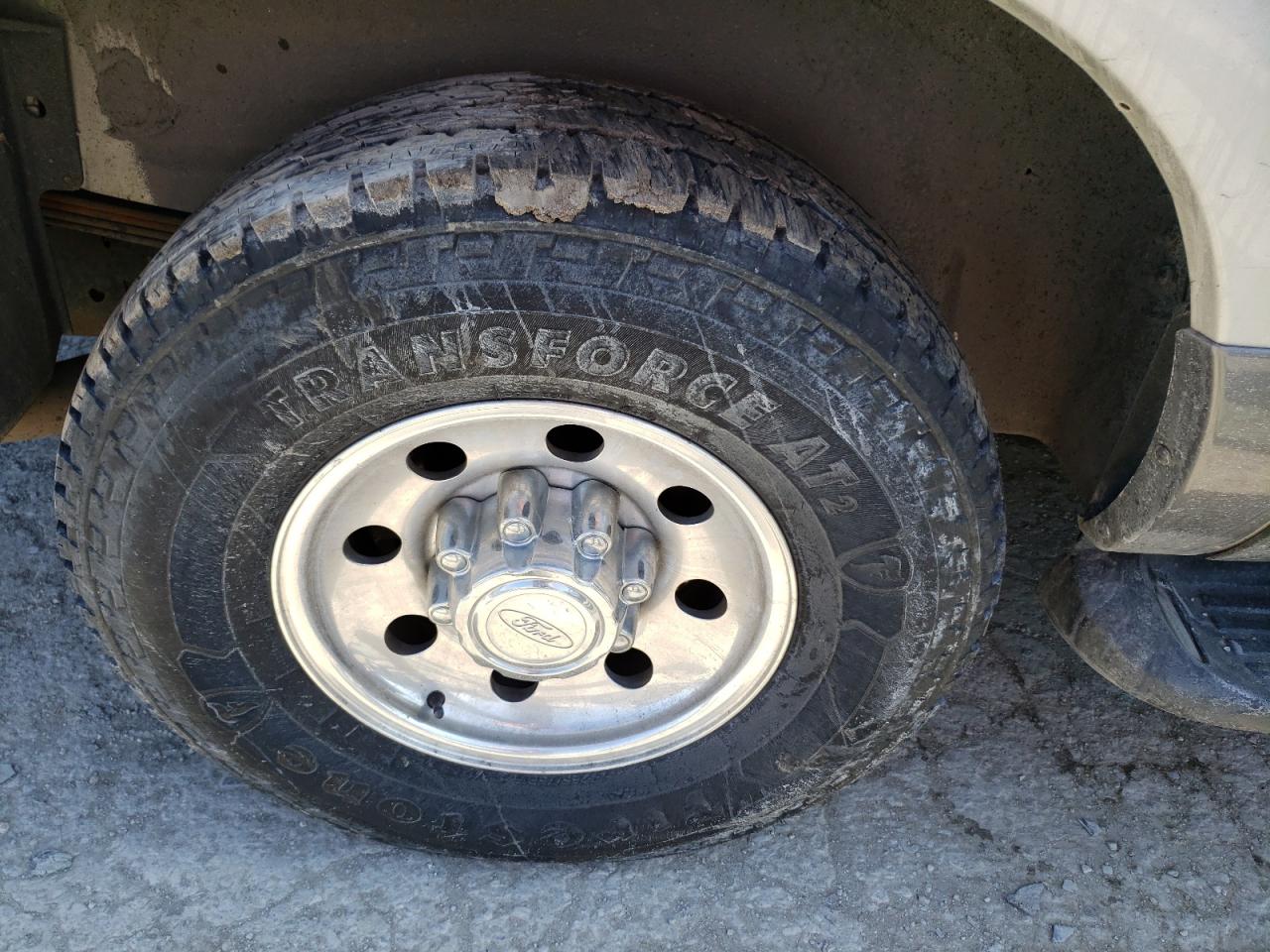 Photo 9 from auction – 2003 FORD EXCURSION with VIN 1FMNU40LX3ED55059