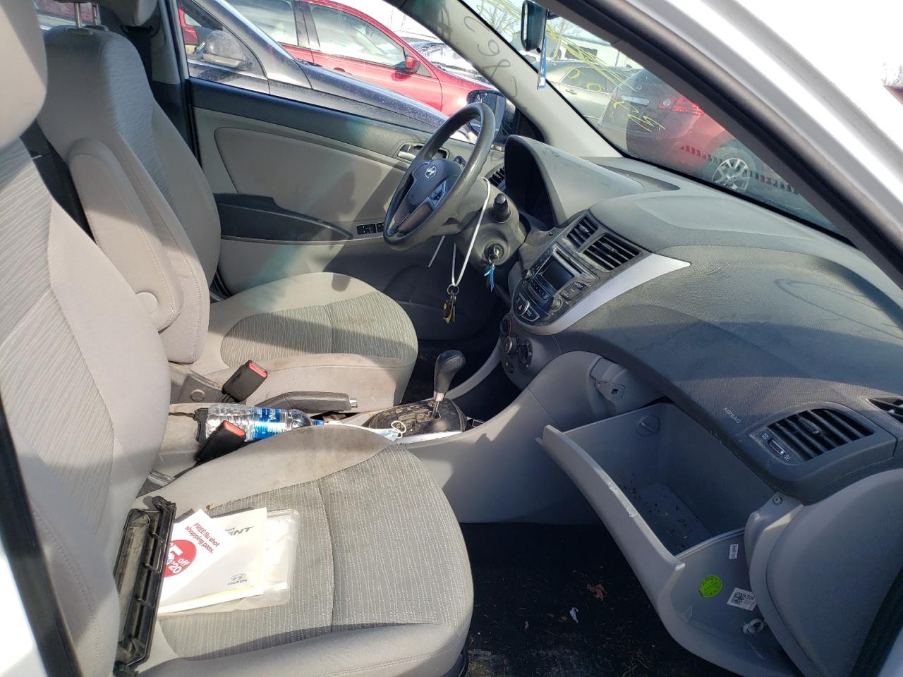Photo 5 from auction – 2016 HYUNDAI ACCENT SE with VIN KMHCT5AE4GU272125