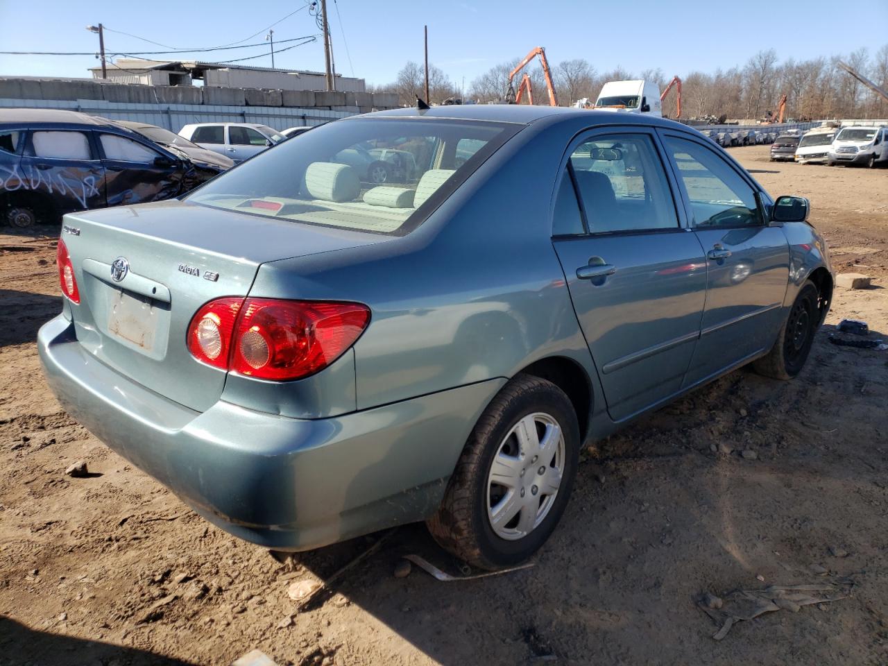 Photo 4 from auction – 2005 TOYOTA COROLLA CE with VIN 2T1BR32E05C372010
