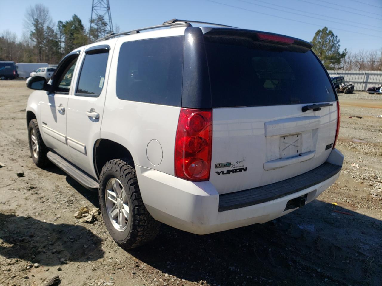 Photo 3 from auction – 2012 GMC YUKON SLE with VIN 1GKS2AE07CR138088