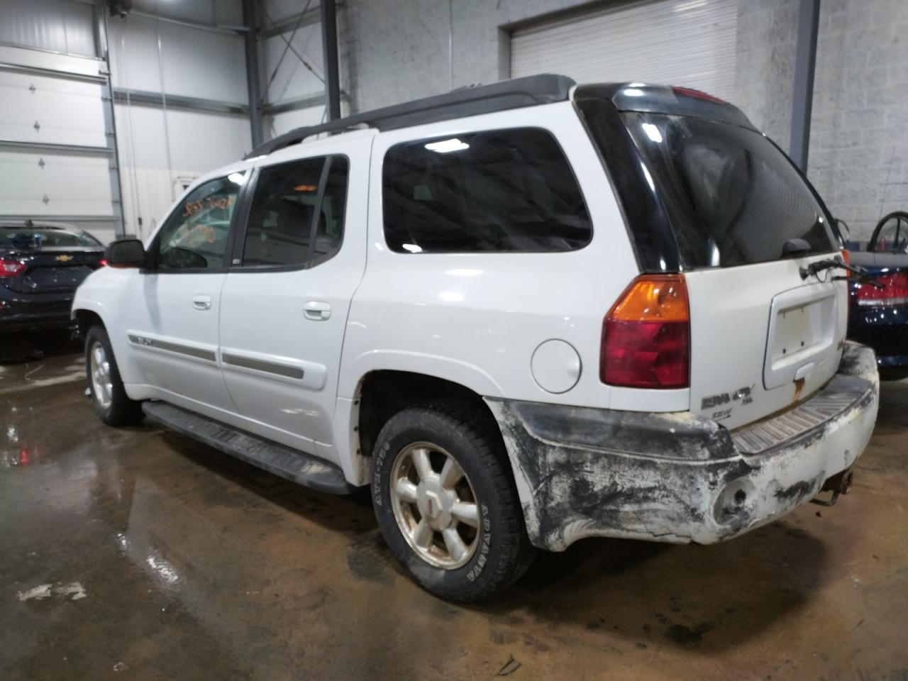 Photo 3 from auction – 2005 GMC ENVOY XL with VIN 1GKET16S056117730