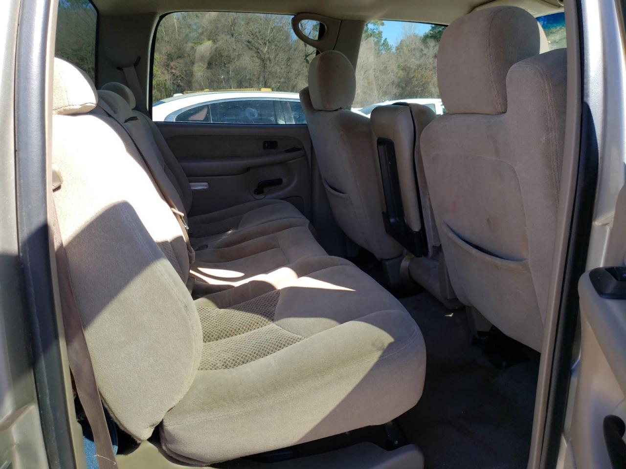 Photo 6 from auction – 2003 CHEVROLET SILVERADO with VIN 1GCGK13U73F195240