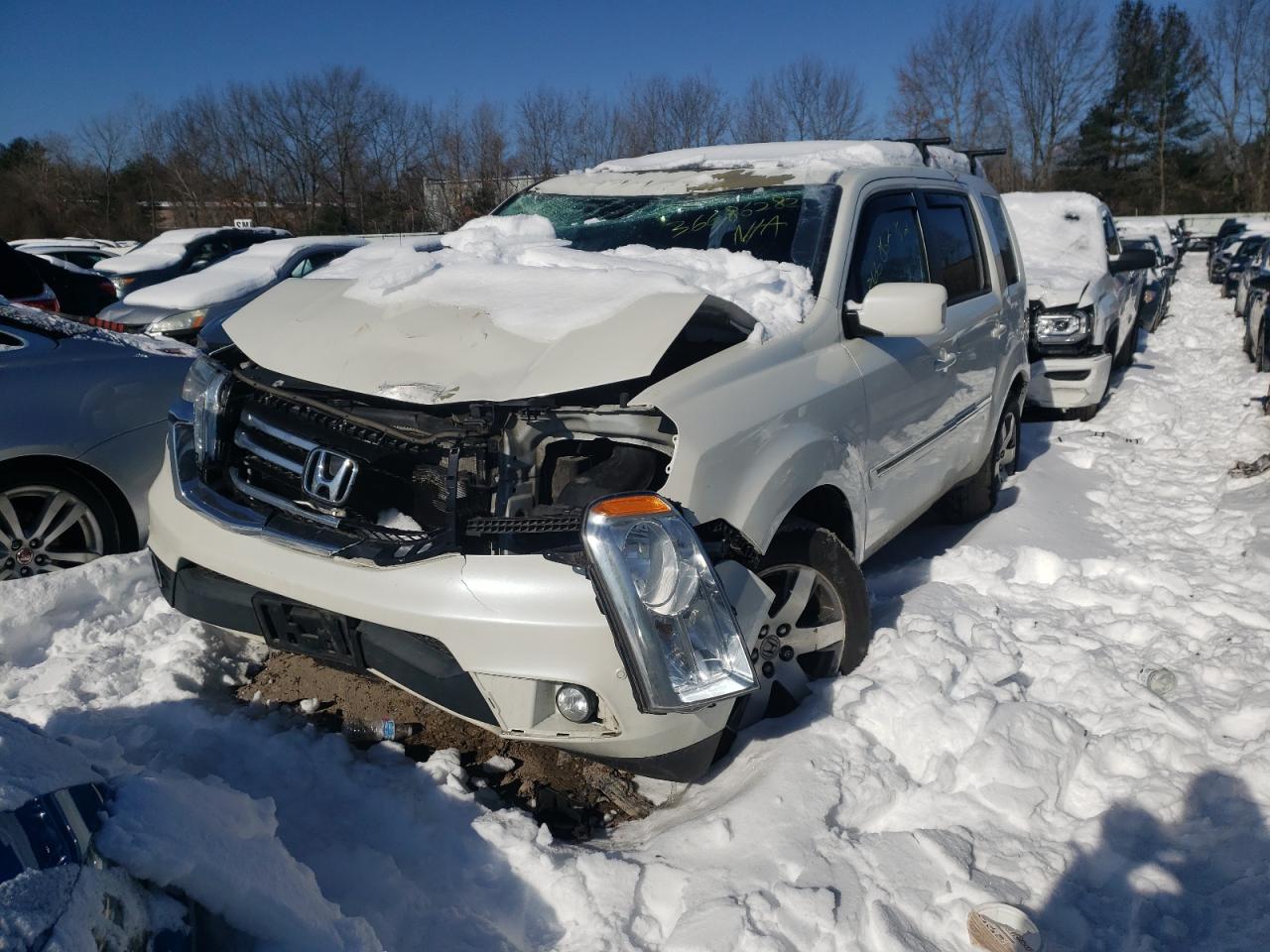 Photo 2 from auction – 2014 HONDA PILOT TOUR with VIN 5FNYF4H93EB021994