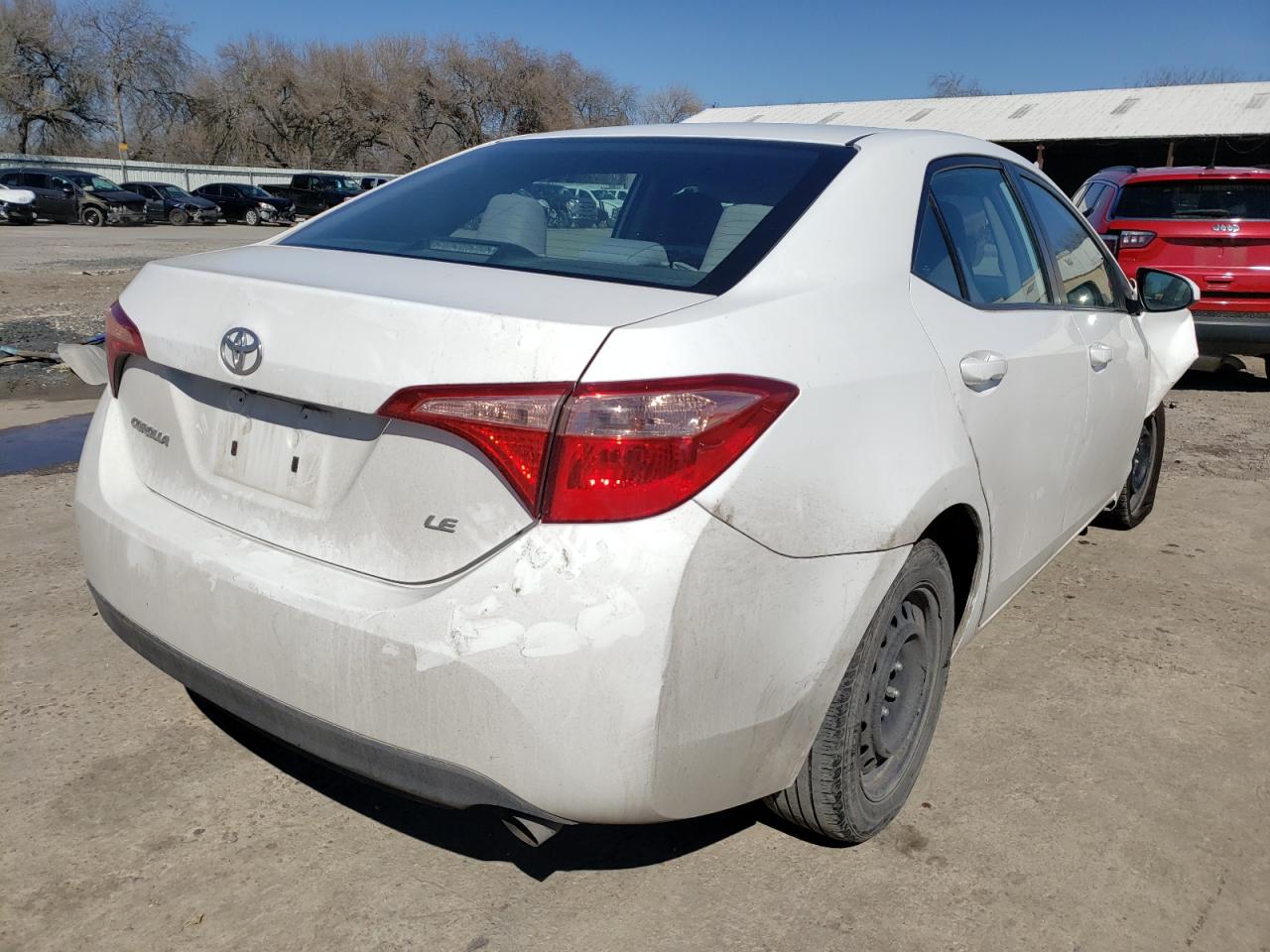 Photo 4 from auction – 2017 TOYOTA COROLLA L with VIN 5YFBURHE2HP637801