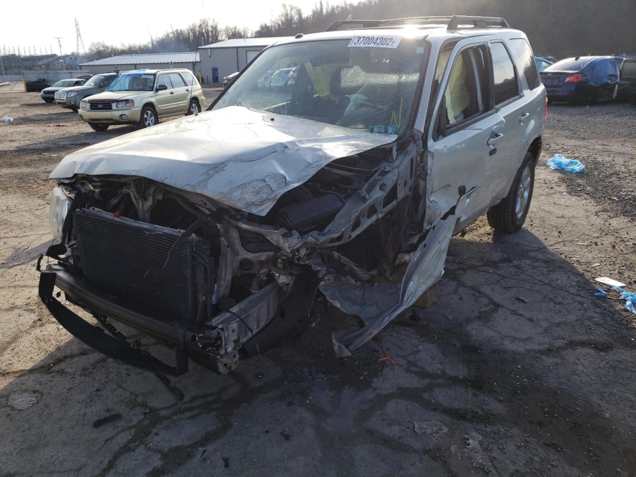 Photo 2 from auction – 2008 FORD ESCAPE LIM with VIN 1FMCU94148KE00308