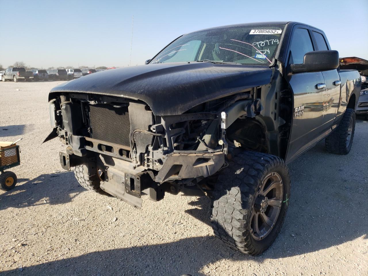 Photo 2 from auction – 2013 RAM 1500 SLT with VIN 1C6RR6GP3DS637260