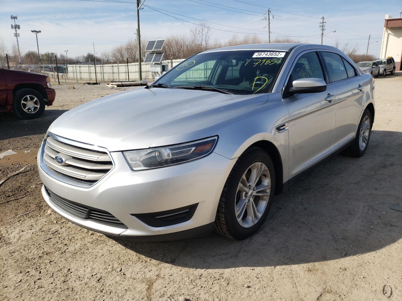Photo 2 from auction – 2015 FORD TAURUS SEL with VIN 1FAHP2E80FG179851