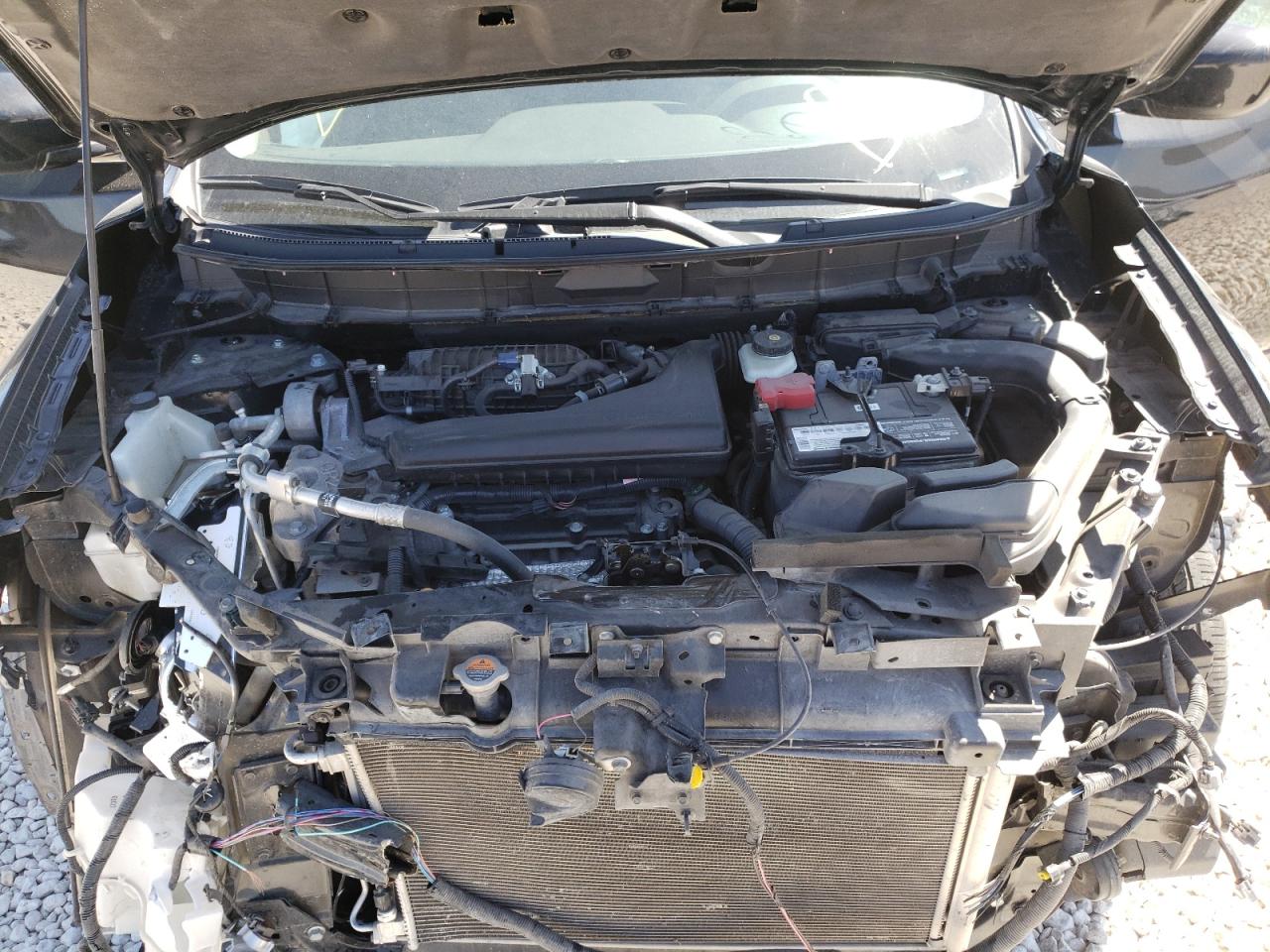 Photo 7 from auction – 2018 NISSAN ROGUE S with VIN 5N1AT2MT8JC723960