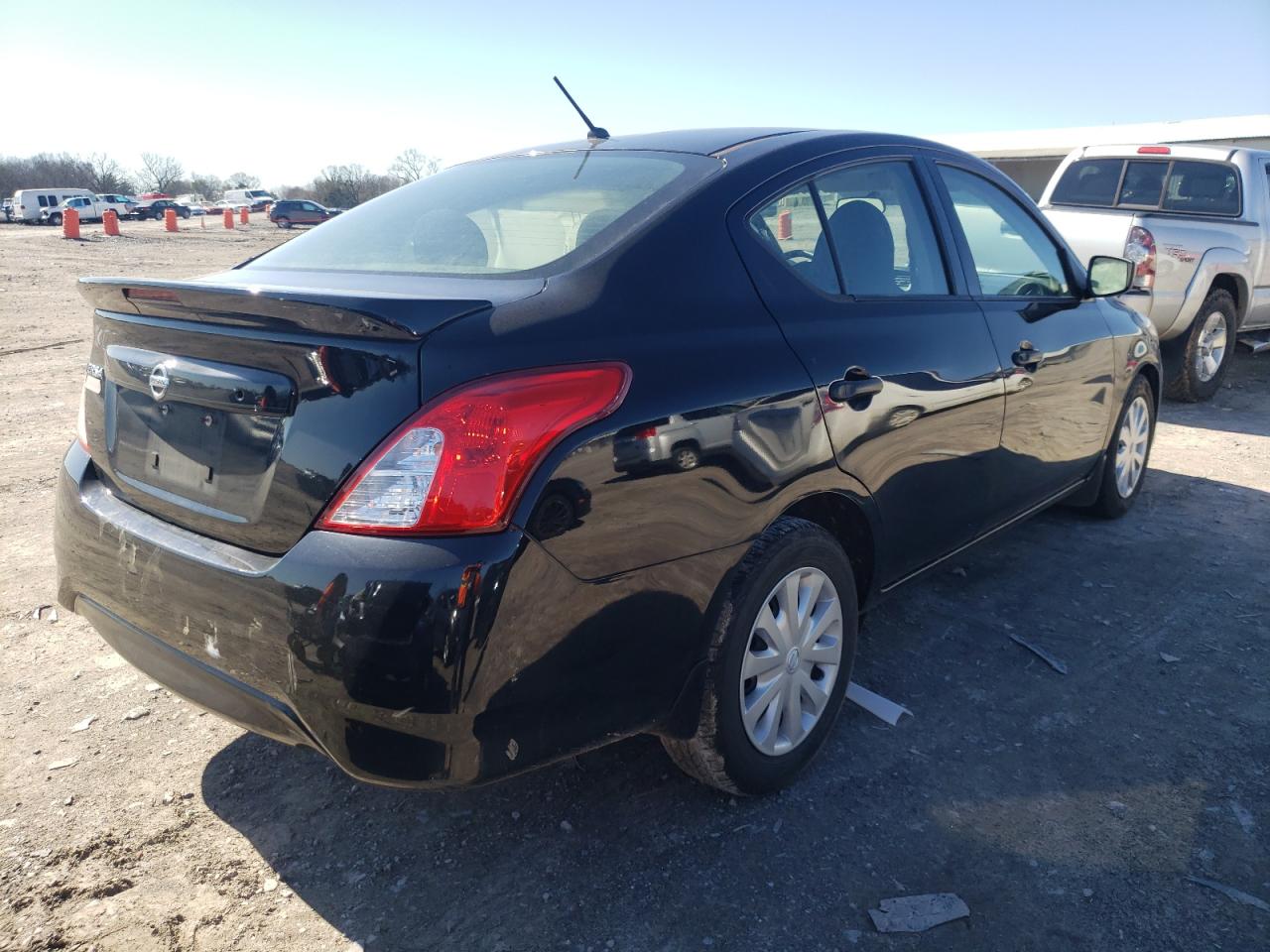 Photo 4 from auction – 2017 NISSAN VERSA S with VIN 3N1CN7AP9HL902733