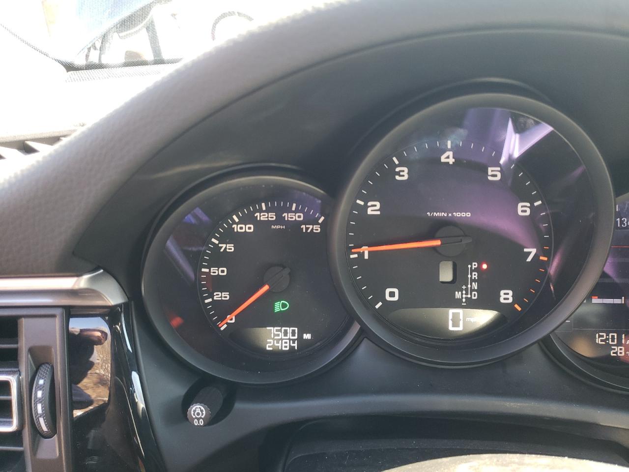 Photo 8 from auction – 2020 PORSCHE MACAN with VIN WP1AA2A54LLB13698