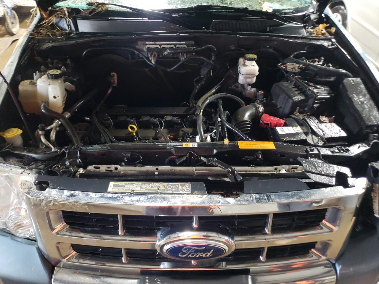 Photo 7 from auction – 2012 FORD ESCAPE LIM with VIN 1FMCU0E79CKC14366