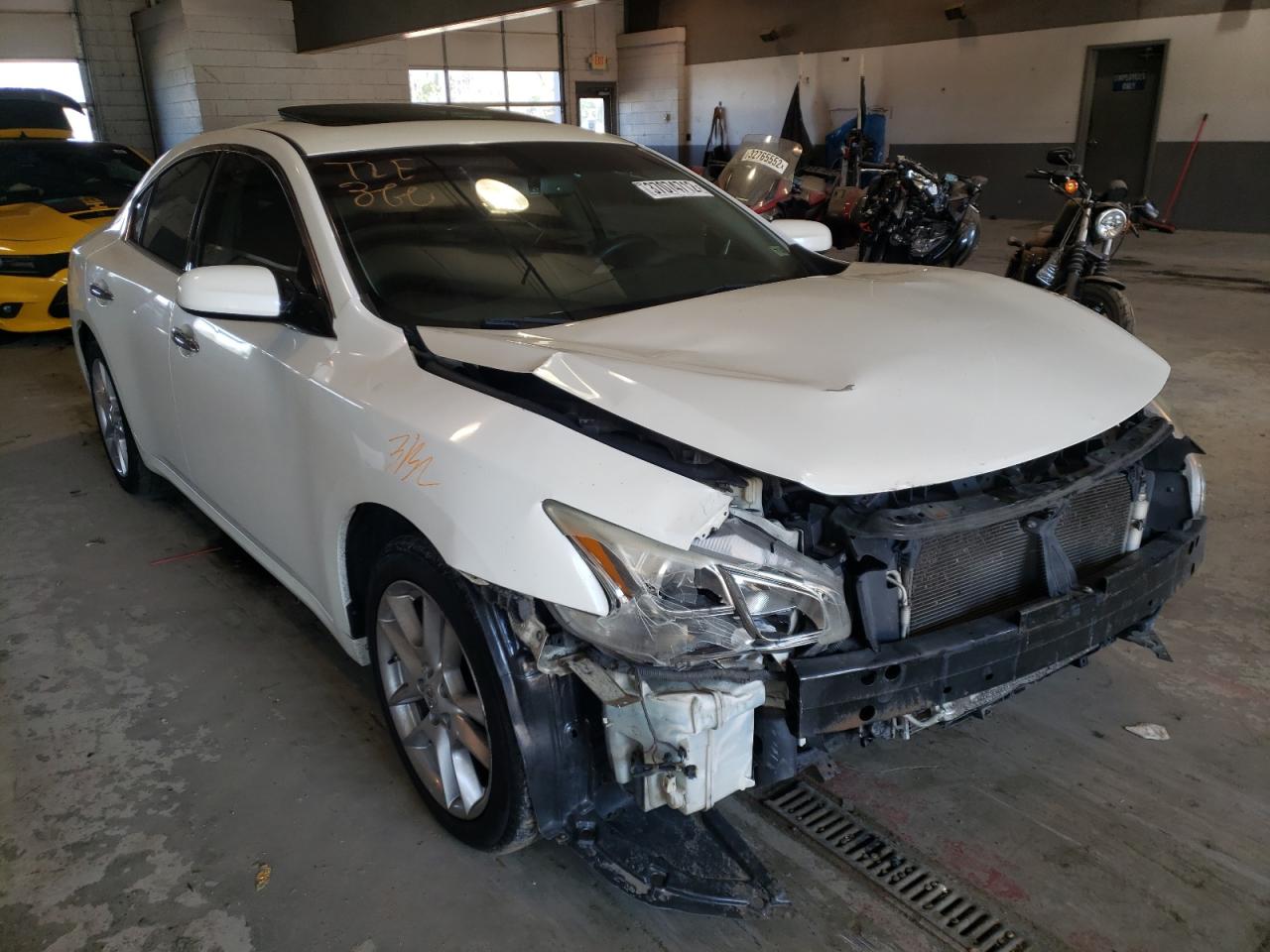NISSAN MAXIMA S 2014 with VIN 1N4AA5AP1EC470883 - Photo from auction