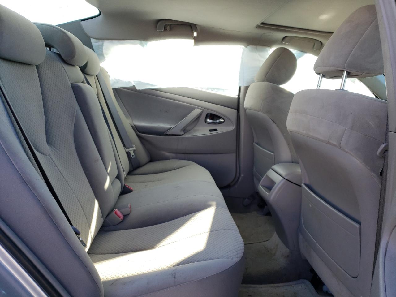 Photo 6 from auction – 2007 TOYOTA CAMRY CE with VIN 4T1BE46K07U111219