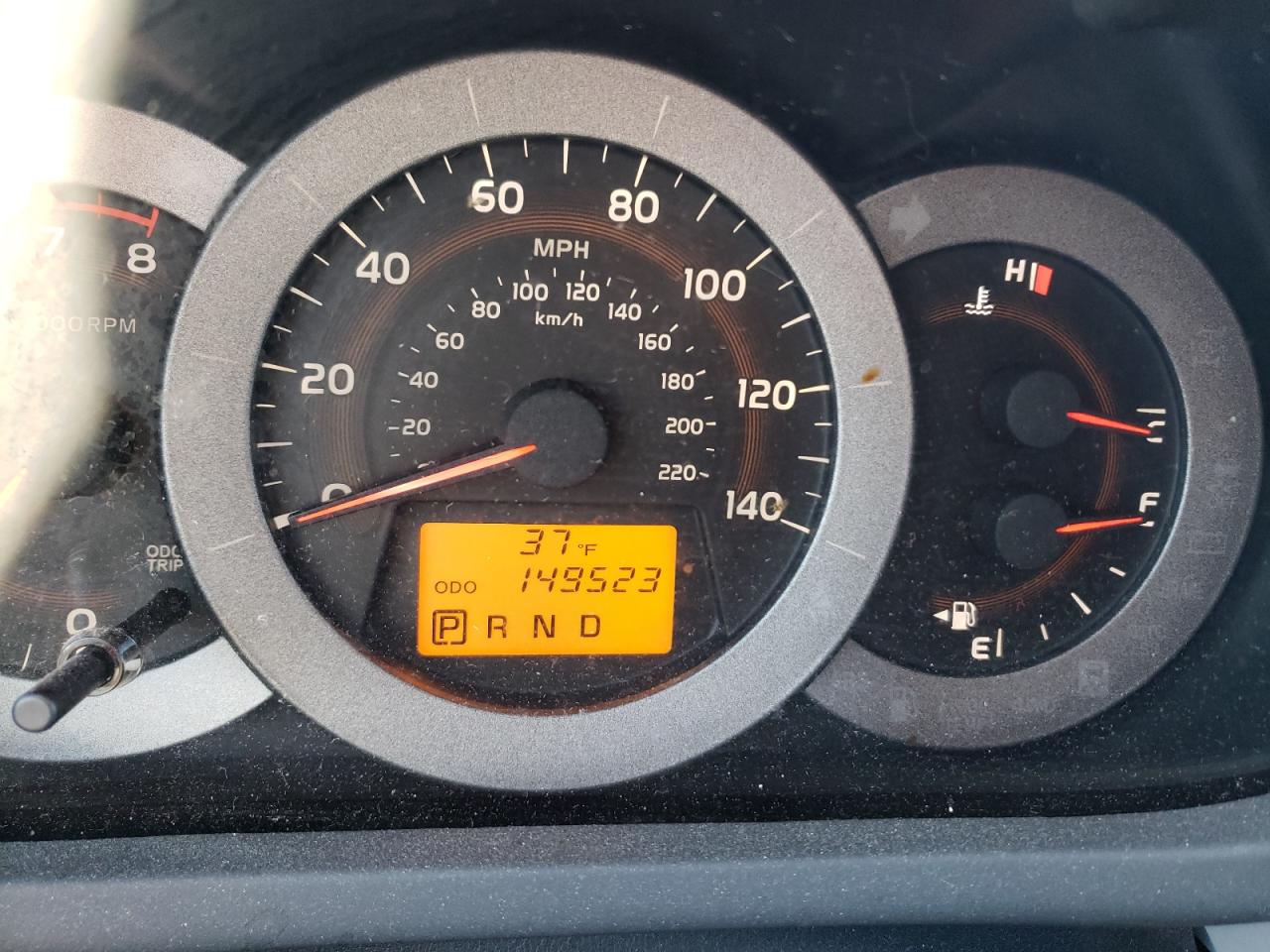 Photo 8 from auction – 2012 TOYOTA RAV4 with VIN JTMBF4DV0C5052949