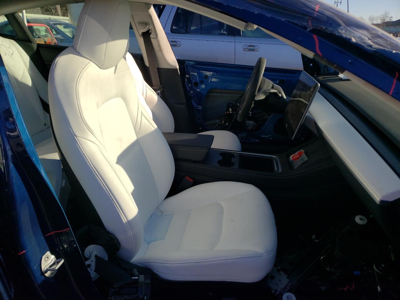 Photo 5 from auction – 2021 TESLA MODEL 3 with VIN 5YJ3E1EC2MF973332