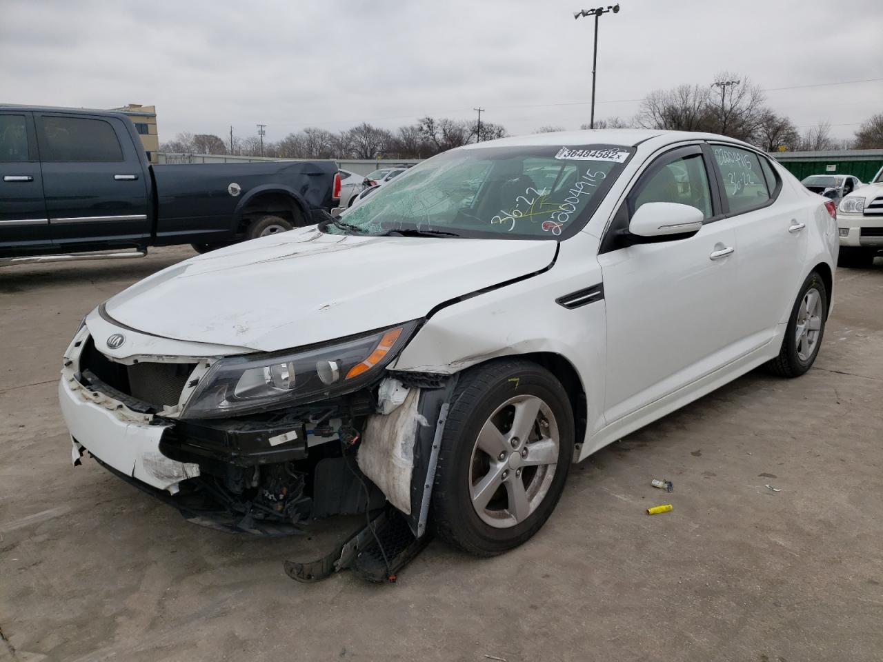 Photo 9 from auction – 2015 KIA OPTIMA LX with VIN 5XXGM4A78FG414267