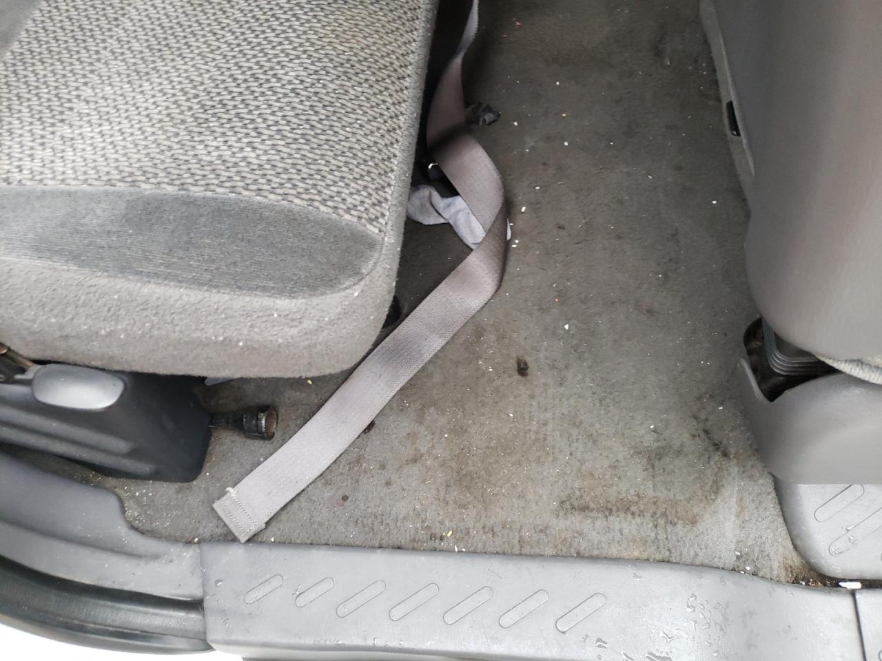 Photo 6 from auction – 2001 FORD F150 with VIN 2FTPX17L71CA30994