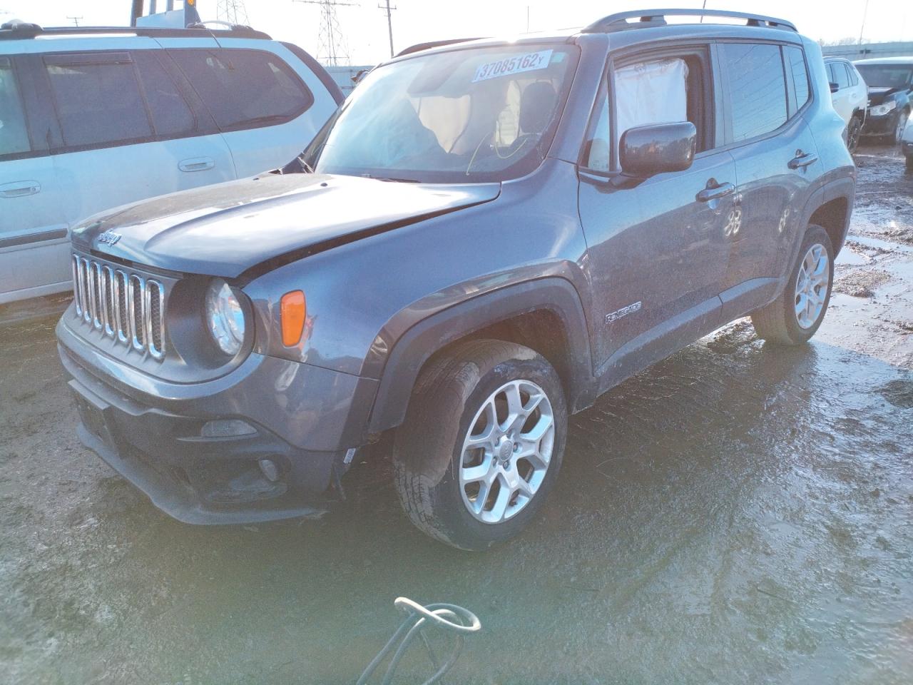 Photo 2 from auction – 2018 JEEP RENEGADE L with VIN ZACCJBBB1JPH03882