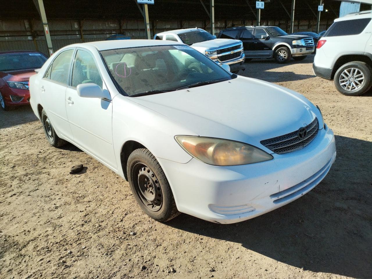 TOYOTA CAMRY LE 2002 with VIN 4T1BE32K22U082329 - Photo from auction