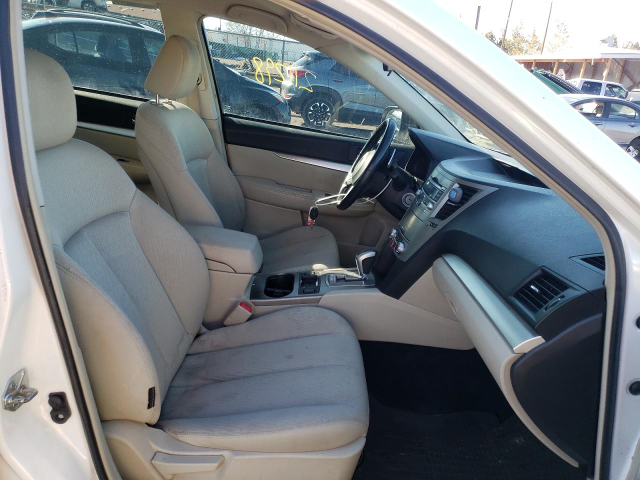 صورة رقم 5 من المزاد - 2010 SUBARU LEGACY 2.5 مع VIN 4S3BMCC60A3220396
