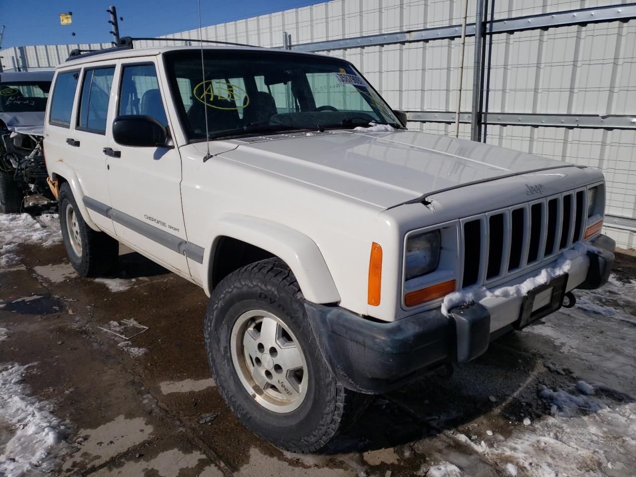 JEEP UK 2001 with VIN 1J4FF48S01L585534 - Photo from auction
