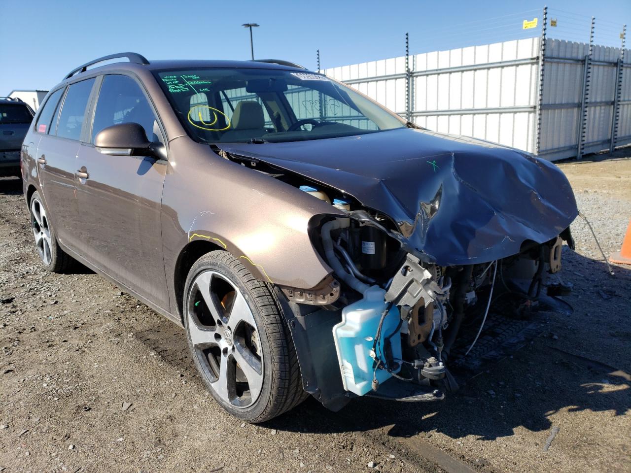Photo 9 from auction – 2014 VOLKSWAGEN JETTA TDI with VIN 3VWML7AJ5EM616657